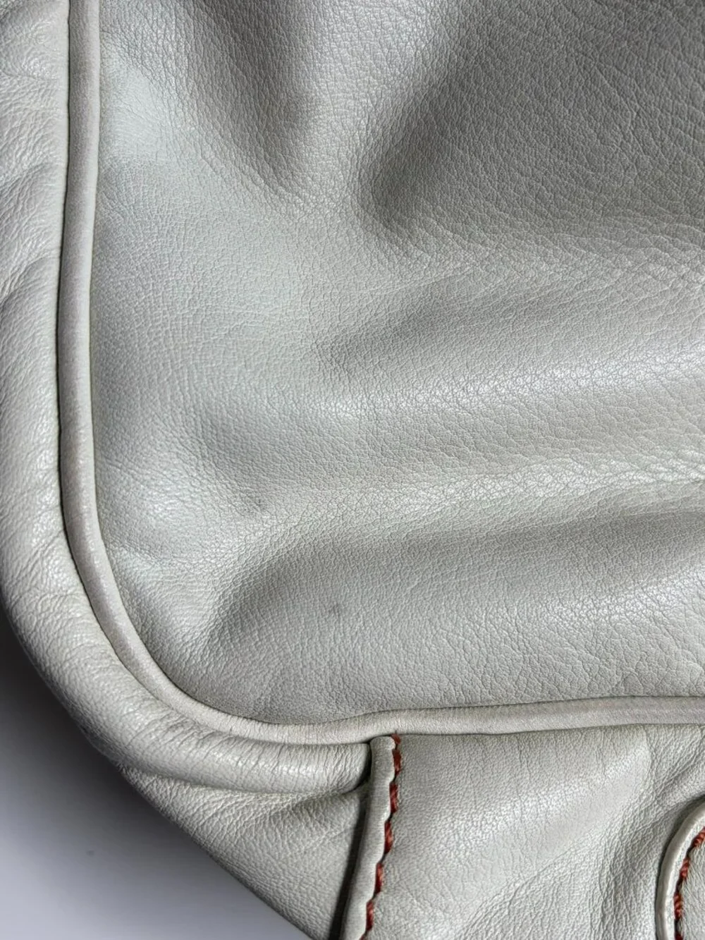 Marc by Marc Jacobs Cream Leather Turnlock Bag Antique Brass Y2K